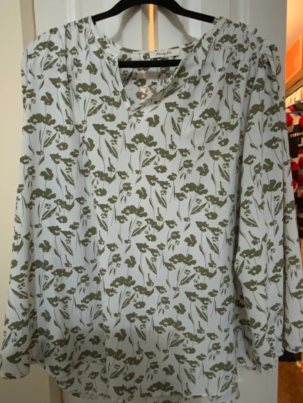 Monday Fun Stitch Fix Olive Green Floral V-Neck Blouse Top 2X